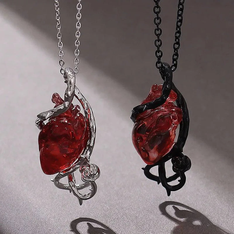 Heart Thorns Vine Necklace