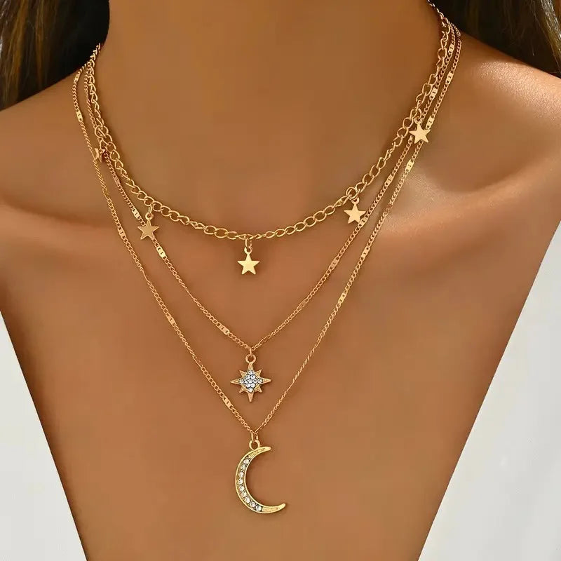 Layered Gold Circle Pendant Necklace Set